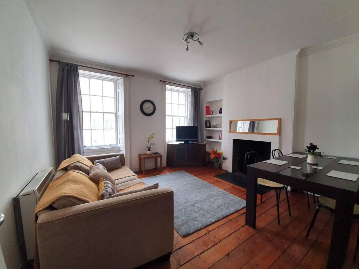 Lovely 2 Bedroom Flat In The Heart Of The City EDI Buitenkant foto